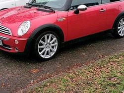 Rot Gebraucht 2005 Mini Cooper Cabriolet Cabrio | 3.900 € (Fairer Preis)