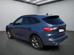 Blau Gebraucht 2022 Ford Kuga SUV | 22.749 € (Superpreis)