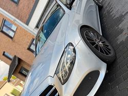 Grau Gebraucht 2017 Mercedes E220 Elegance Limousine | 18.500 € (Teuer)