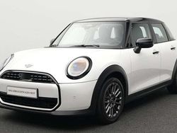 Weiß Gebraucht 2024 Mini Cooper Classic Kleinwagen | 26.754 € (Guter Preis)