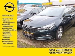 Schwarz metallic Gebraucht 2016 Opel Astra Dynamic Kombi | 17.790 €