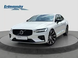 Crystal white pearl (weiß) Gebraucht 2024 Volvo S60 Plus Limousine | 34.960 € (Superpreis)