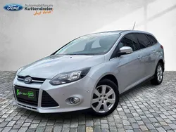 Silber Gebraucht 2011 Ford Focus Titanium Limousine | 3.780 € (Superpreis)