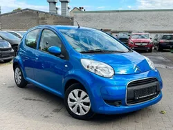Lackierung blau electra/metall Gebraucht 2011 Citroën C1 SELECTION Kleinwagen | 2.700 € (Fairer Preis)
