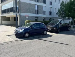 Blau Gebraucht 2009 Opel Corsa Selection Limousine | 4.300 € (Guter Preis)