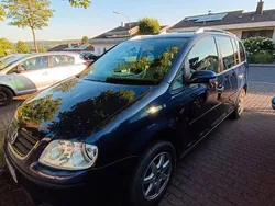 Blau Gebraucht 2006 VW Touran Trendline Van / Kleinbus | 1.500 € (Guter Preis)
