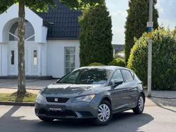 Grau Gebraucht 2013 Seat Leon Reference Limousine | 6.590 € (Superpreis)