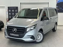Hightechsilber Gebraucht 2024 Mercedes Vito Van / Kleinbus | 53.980 €