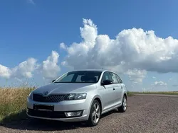 Silber Gebraucht 2015 Skoda Rapid Limousine | 8.900 € (Teuer)
