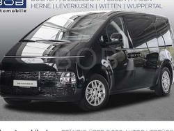 Abyss black (schwarz) Gebraucht 2024 Hyundai Staria Trend Van | 39.450 € (Fairer Preis)
