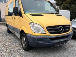 Gelb Gebraucht 2009 Mercedes Sprinter Van | 3.250 €