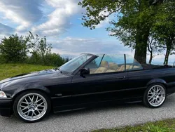 Schwarz Gebraucht 1994 BMW 325 Cabriolet Cabrio | 13.999 €