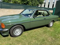 Grün Gebraucht 1978 Mercedes 230 Coupé | 8.900 €