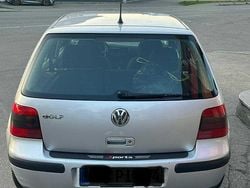 Silber Gebraucht 2000 VW Golf IV Kleinwagen | 1.300 € (Guter Preis)