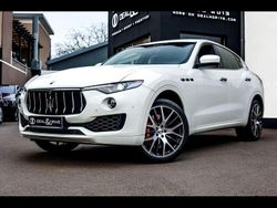 Weiß Gebraucht 2017 Maserati Levante SUV | 45.990 €