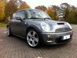 Andere farbe metallic Gebraucht 2005 Mini Cooper S Kleinwagen | 11.500 € (Teuer)