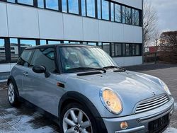 Silber Gebraucht 2002 Mini Cooper Coupé Coupé | 2.850 € (Fairer Preis)