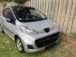 Grau Gebraucht 2010 Peugeot 107 Filou Kleinwagen | 1.400 € (Guter Preis)