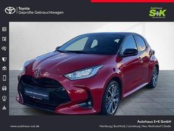 Rot Gebraucht 2024 Toyota Yaris Hybrid Plus Kleinwagen | 27.880 € (Fairer Preis)