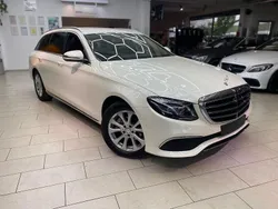 Weiß Gebraucht 2017 Mercedes E220 Limousine | 21.900 € (Guter Preis)