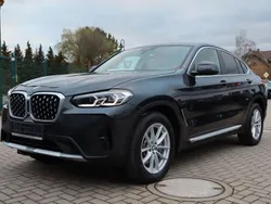 Grau Gebraucht 2023 BMW X4 Performance SUV | 53.990 € (Guter Preis)