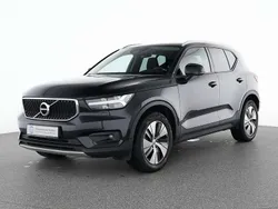 Schwarz Gebraucht 2022 Volvo XC40 Momentum SUV | 28.550 € (Fairer Preis)