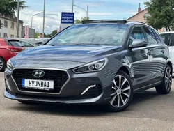 Micron grey / met Gebraucht 2020 Hyundai i30 Limousine | 18.290 € (Etwas zu teuer)