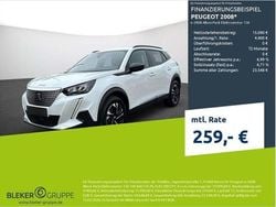 Weiss perlmutt (metallic) Gebraucht 2023 Peugeot e-2008 Allure SUV | 19.480 € (Fairer Preis)