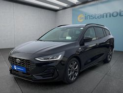Schwarz Gebraucht 2023 Ford Focus Kombi | 21.649 € (Fairer Preis)