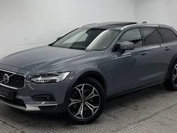 Grau Gebraucht 2022 Volvo V90 CC Kombi | 46.400 € (Guter Preis)