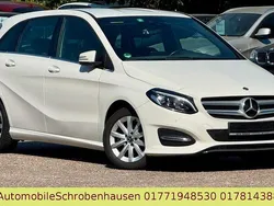 Weiß Gebraucht 2018 Mercedes B200 Van / Kleinbus | 9.499 € (Superpreis)