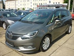 Quarz grau Gebraucht 2019 Opel Zafira Life Innovation Van | 11.900 €