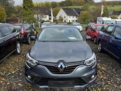 Grau Gebraucht 2018 Renault Mégane GrandTour Play Kombi | 12.490 € (Fairer Preis)