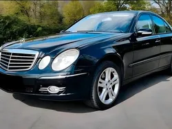 Schwarz Gebraucht 2008 Mercedes E320 Avantgarde Limousine | 7.300 € (Etwas zu teuer)