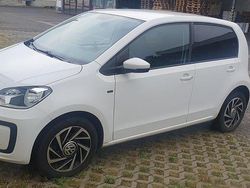 Weiß Gebraucht 2018 VW up! move up! Kleinwagen | 7.995 € (Guter Preis)