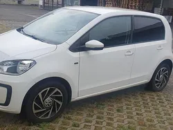 Weiß Gebraucht 2018 VW up! move up! Kleinwagen | 7.995 € (Guter Preis)
