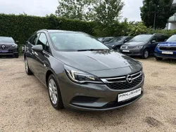 Grau Gebraucht 2019 Opel Astra Edition Kombi | 9.999 € (Guter Preis)