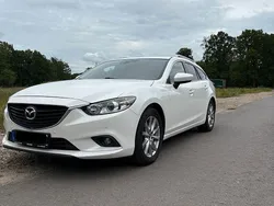 Weiß Gebraucht 2015 Mazda 6 Center-Line Limousine | 10.000 € (Fairer Preis)