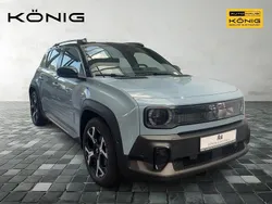 Blau Neu 2025 Renault 4 E-Tech Komfort SUV | 34.150 € (Guter Preis)