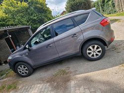 Braun Gebraucht 2012 Ford Kuga SUV | 7.500 € (Fairer Preis)