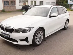 Alpinweiss iii Gebraucht 2019 BMW 320 Advantage Kombi | 18.500 € (Teuer)