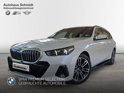 Mineralweiß Gebraucht 2024 BMW 520 M Sport Kombi | 48.830 € (Guter Preis)