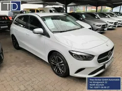 Digitalweiss metalliclack Gebraucht 2023 Mercedes B200 Progressive Van / Kleinbus | 32.900 € (Etwas zu teuer)