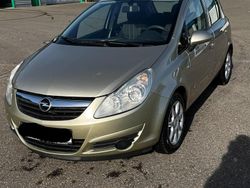 Gold Gebraucht 2007 Opel Corsa Kleinwagen | 2.900 € (Fairer Preis)
