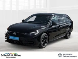Schwarz Gebraucht 2024 VW Passat R-line Kombi | 42.870 € (Teuer)