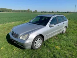 Silber Gebraucht 2002 Mercedes C180 Kombi | 650 €