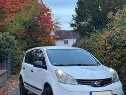 Weiß Gebraucht 2010 Nissan Note Van / Kleinbus | 2.490 € (Fairer Preis)