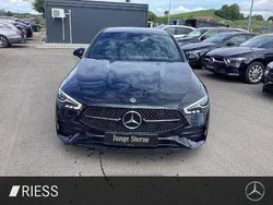Metalliclack kosmosschwarz Gebraucht 2024 Mercedes CLA220 Shooting Brake AMG Kombi | 39.580 € (Etwas zu teuer)