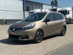 Beige Gebraucht 2015 Renault Grand Scénic III Bose Edition Van / Kleinbus | 11.390 € (Teuer)