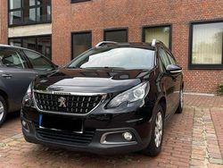 Schwarz Gebraucht 2016 Peugeot 2008 SUV | 8.200 € (Fairer Preis)